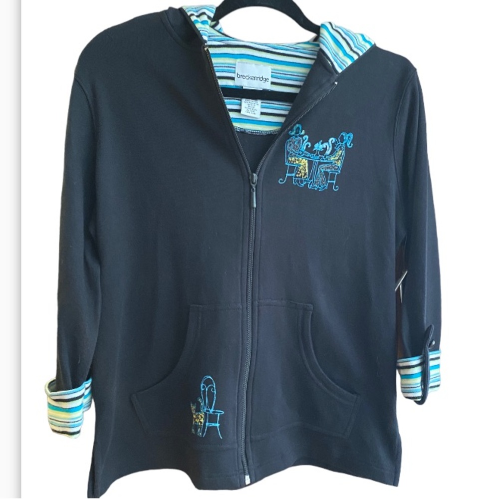 Breckenridge jacket.‎ sidewalk café.  Navy blue with cat design.  Size small.